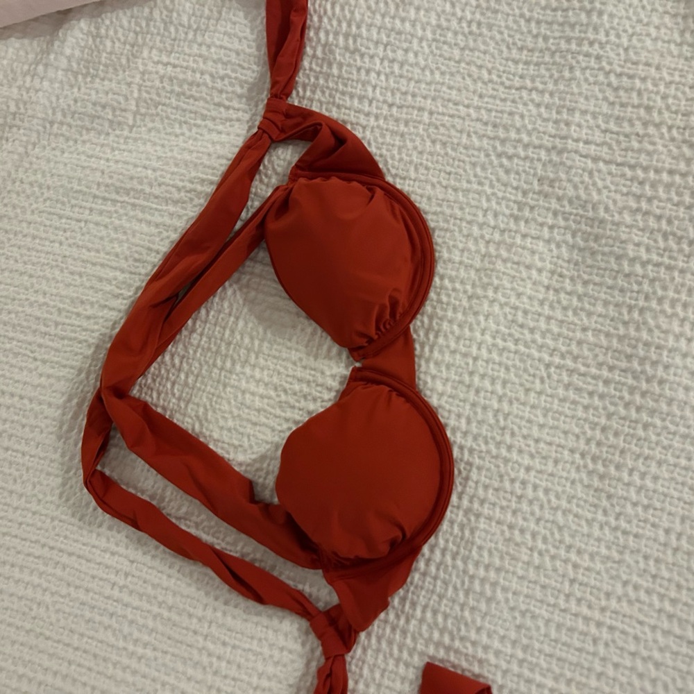 Dynamite Bold Red Bikini Top - Picture 2 of 3